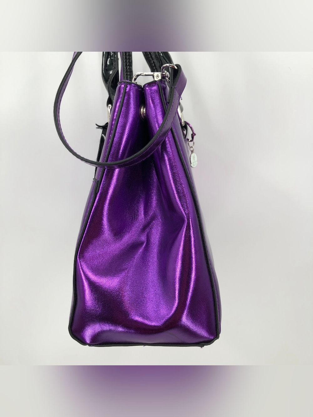 Younique Purple Metallic Cosmetic Make Up Shoulder Bag Purse & Pore Cleanser - Picture 3 of 10